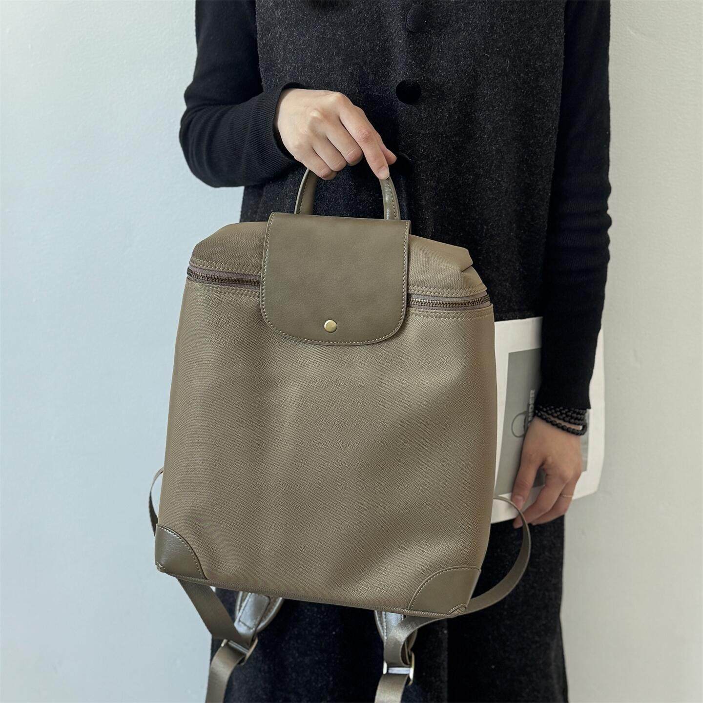 大厂代工！正价498~！复古大容量双肩包包尼龙布配皮女包通勤背包,淘宝优惠券,粉丝福利购,淘宝优惠卷