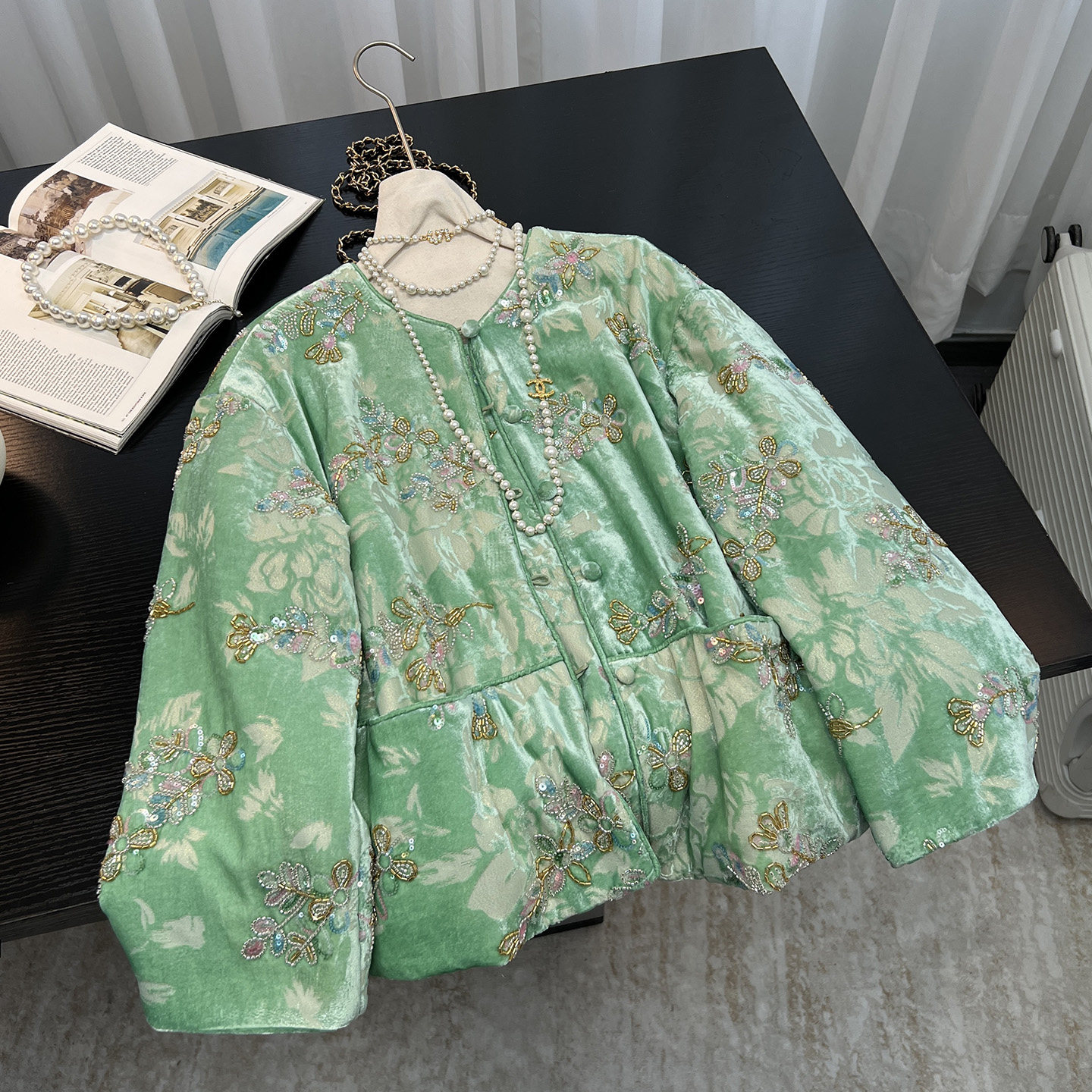 新中式重工刺绣加棉短外套女装2025冬季新款国风气质百搭棉服上衣,淘宝优惠券,粉丝福利购,淘宝优惠卷