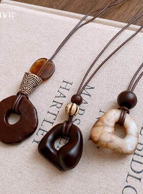 秋冬不规则几何木珠树脂吊坠长项链轻奢高级感毛衣链复古百搭项饰