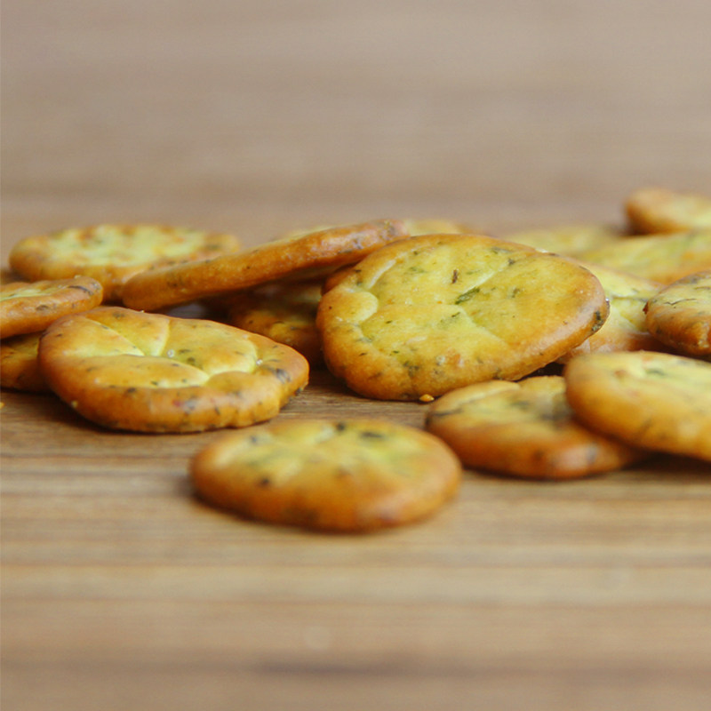 yumee九蔬九种蔬菜网红薄脆饼干 yumee薄脆饼干