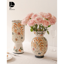 Small vase swing piece Living room flower arrangement hand-painted ceramic High sense water nourishing hydropony and fresh flowers creative art online red