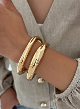 欧美跨境朋克风金属质感哑光手镯