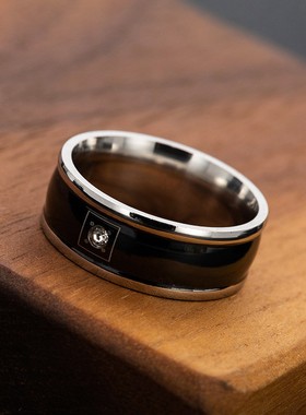 情侣对戒镶钻手饰小饰品扳指太钢