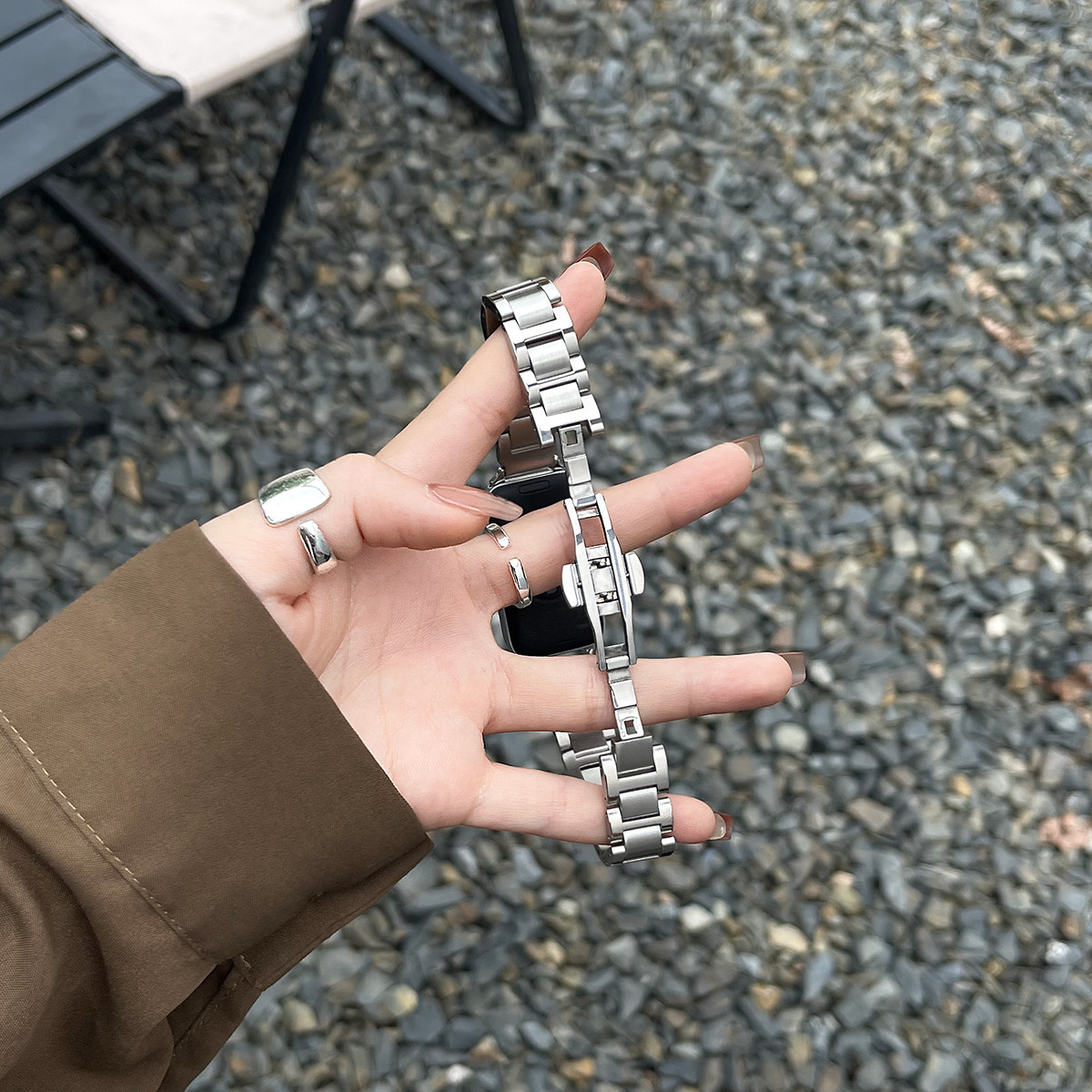 适用华为手环11/10/9/8表带金属链舒适新款band7nfc版手表带夏荣耀6pro腕带智能运动八九十代新款高级感女生