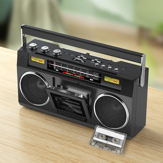 Four-speaker cassette player two-channel stereo rechargeable version