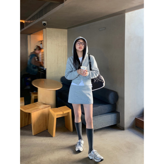 Hooded zipper sweatshirt short cardigan