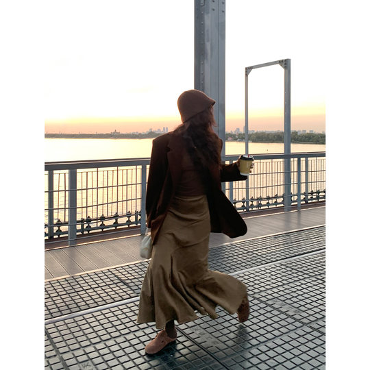 Contrast color half turtleneck slim fit knitted bottoming shirt