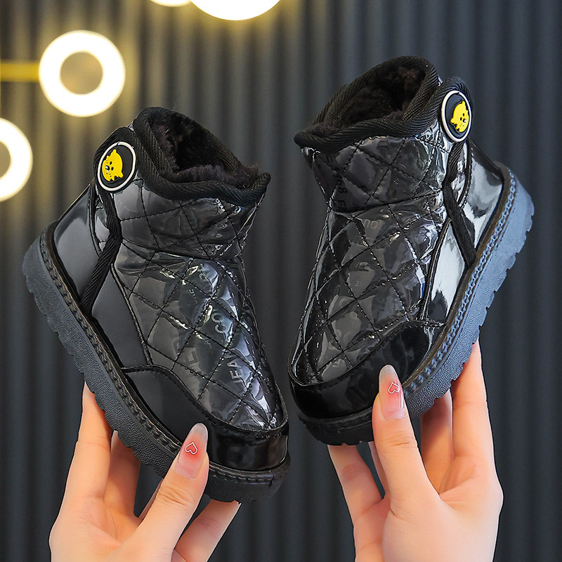 儿童雪地靴2024冬季新款儿童棉鞋男童短靴防水防滑加厚女孩棉靴子