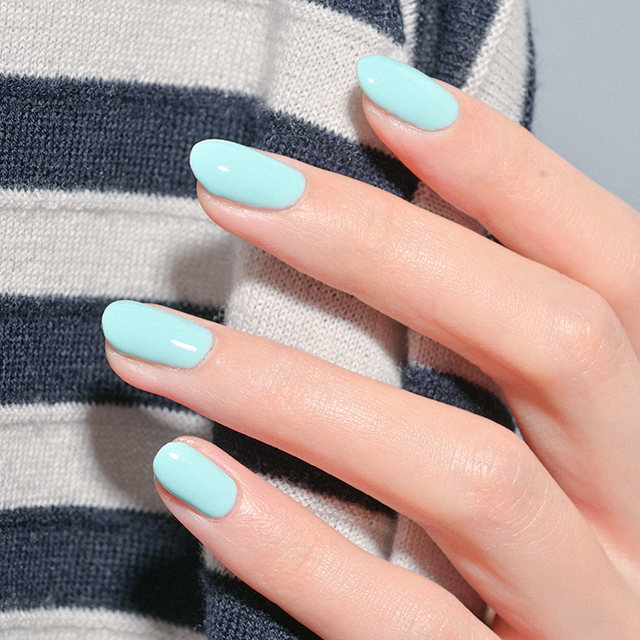 Office worker commuter color ice blue nail polish 2024 long-lasting whitening Klein blue nail polish manicure phototherapy gel