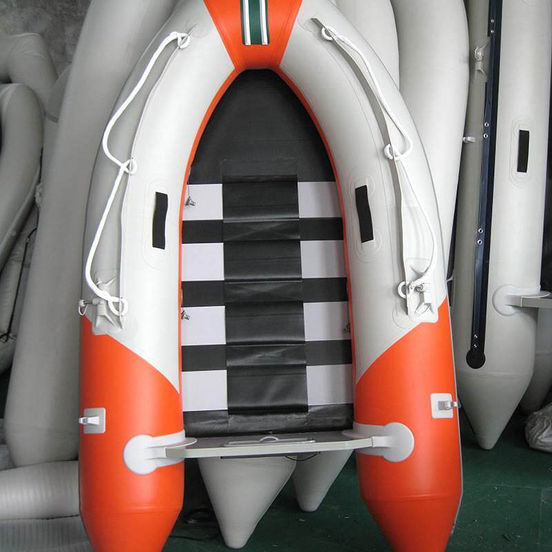  茧曰皮划艇充气艇