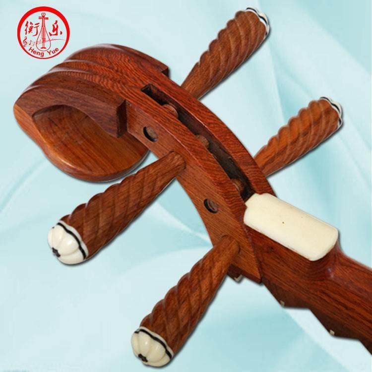  茧曰琵琶