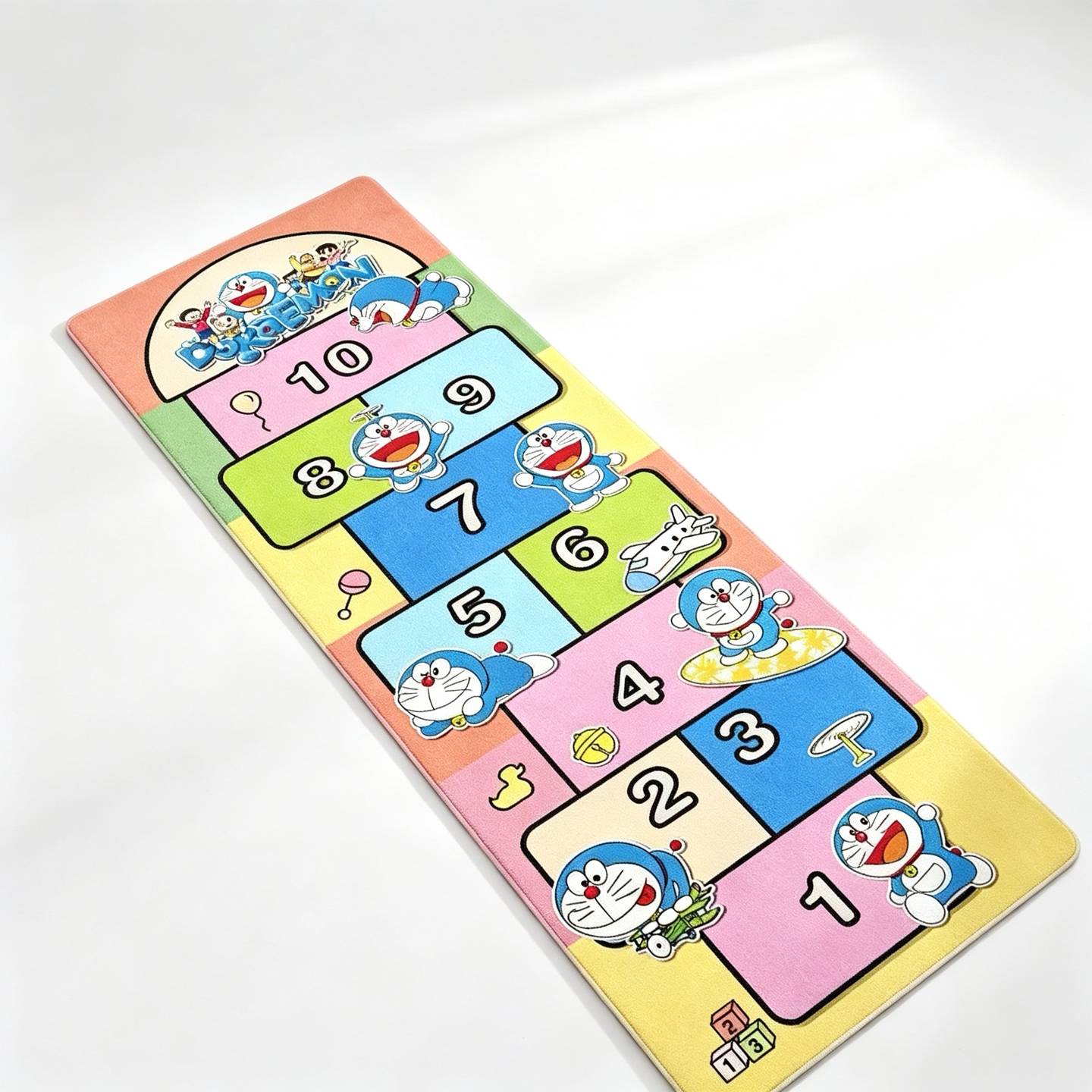 Children's jumping plaid floor mat with fun Paw Patrol theme