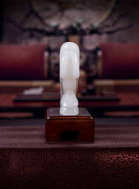 玉石龙鱼中式酒柜乔迁开业摆件