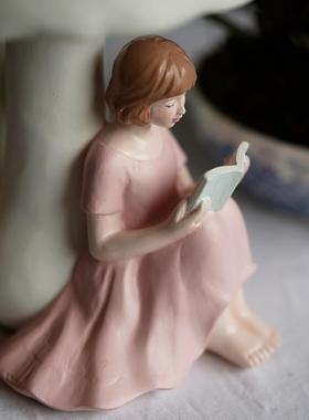 北欧树脂蘑菇女孩装饰摆件少女心桌面小摆件卧室房间女生书桌饰品