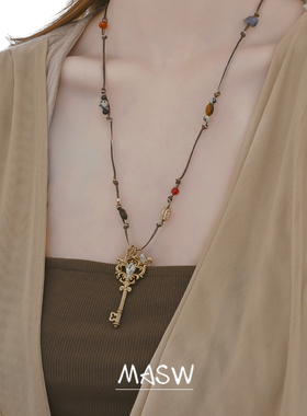 MASW麻秀复古浮雕编绳钥匙毛衣链