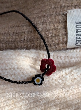 晚睡的桔梗I串珠花朵项链