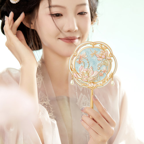 宫廷宝贝故宫文创出水芙蓉随身手柄镜子女生日礼物旗舰店 - 图0