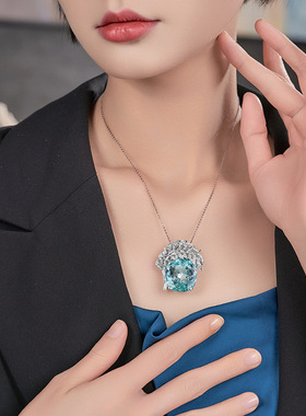 微镶羽毛大鸽子蛋海蓝宝吊坠 奢华霸气彩宝镶钻天空蓝托帕石项链