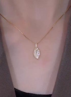 高级感金枝玉叶项链女抖音爆款轻奢气质·简约时尚锁骨送女友礼物