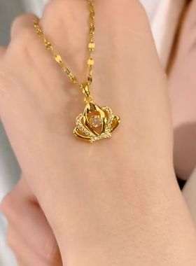 高级感钛钢项链灵动皇冠不掉色气质微镶锁骨链配饰女2023年新款潮