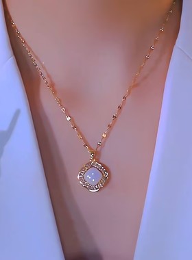 新款幸运女神金色方糖项链