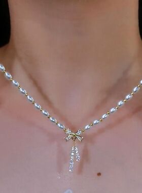 蝴蝶结珍珠项链女2022年新款潮轻奢设计感网红气质百搭锁骨链颈链