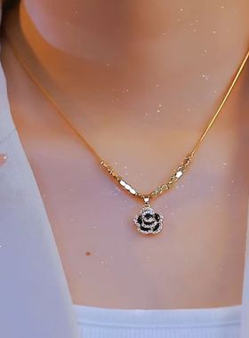 超闪方块黑色山茶花项链女网红爆款轻奢气质高级感项链女2024新款