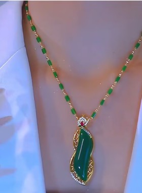 时尚绿色美人腰项链女网红爆款轻奢气质百搭小众设计感精美项链女