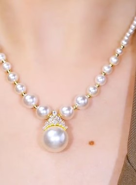 复古白色珍珠项链女网红爆款轻奢气质百搭小众设计感精美项链女
