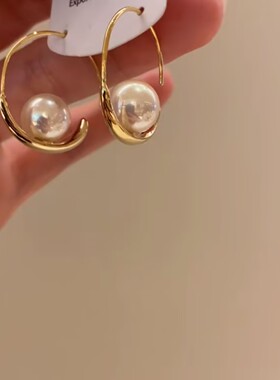 法式复古高级感c型珍珠圈圈耳环女小香风高级感耳坠气质圆脸耳饰