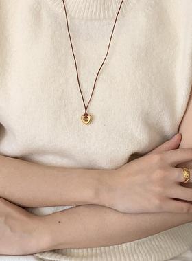 TONE可自由调节皮绳爱心长项链