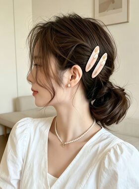 高颅顶倒插梳发夹女2026新款高端侧边刘海夹前额碎发整理神器发卡