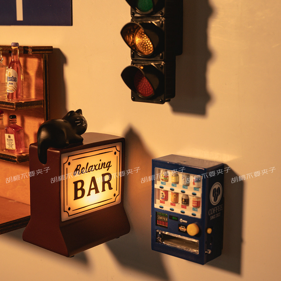 今日营业中创意日本酒吧冰箱贴磁贴仿真微缩酒瓶可爱猫人磁吸灯牌,淘宝优惠券,粉丝福利购,淘宝优惠卷