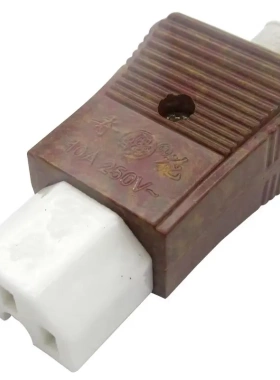 通用品字三孔插头电源线