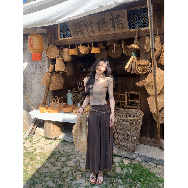 A Sweet peach yikett <Lazy and charming 2.0> Slim T-shirt top + skirt fashion suit for women