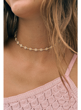 CHEZ LOOPS俏皮雏菊项链原创小众设计轻奢立体滴胶锁骨链铜镀金女