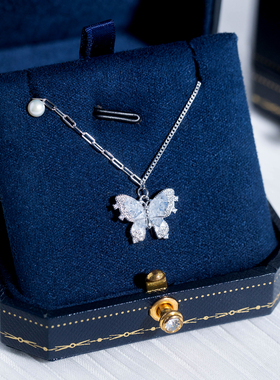 纯银拼接链条碎冰蓝蝴蝶项链