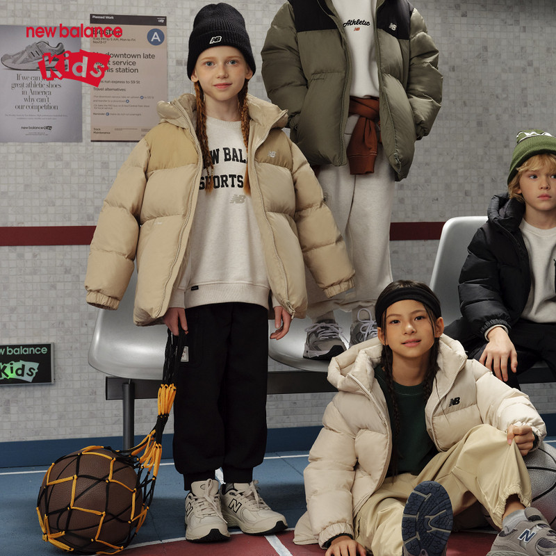 New Balance nb童装儿童男女春秋时尚简约舒适圆领卫衣ND7ZE4E063