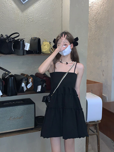 甜辣妹小黑裙炸街吊带连衣裙2026夏新款女设计感小众小个子短裙子 - 图2