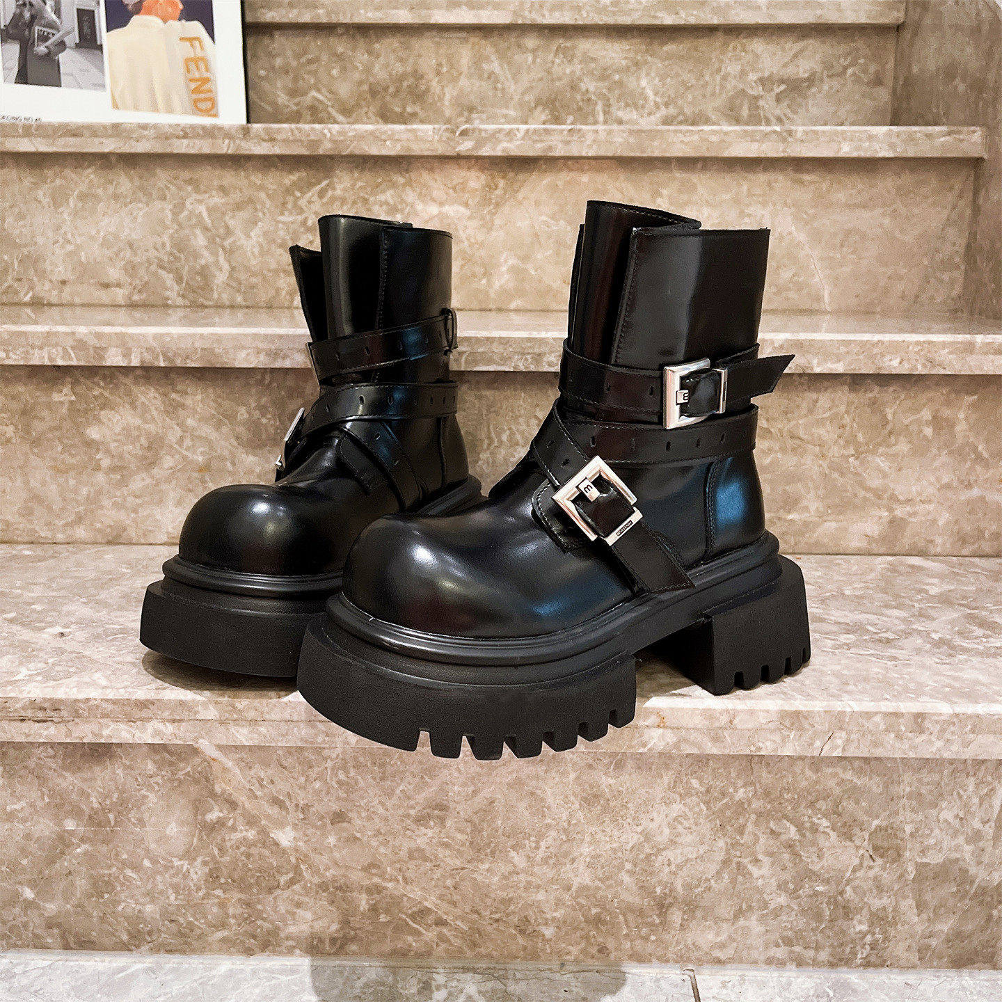 马丁靴2025新款大头短靴厚底松糕机车靴毒液靴切尔西靴小个子女鞋,淘宝优惠券,粉丝福利购,淘宝优惠卷