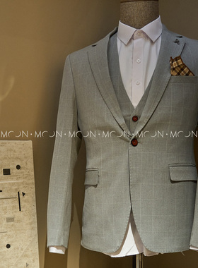 MOON慕空间样板房衣帽间男士衬衫西装模特摆件售楼处展厅软装饰品