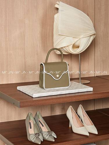 MOON慕空间新中式样板房衣帽间女士衣柜衣服套装软装全屋定制摆件 - 图1