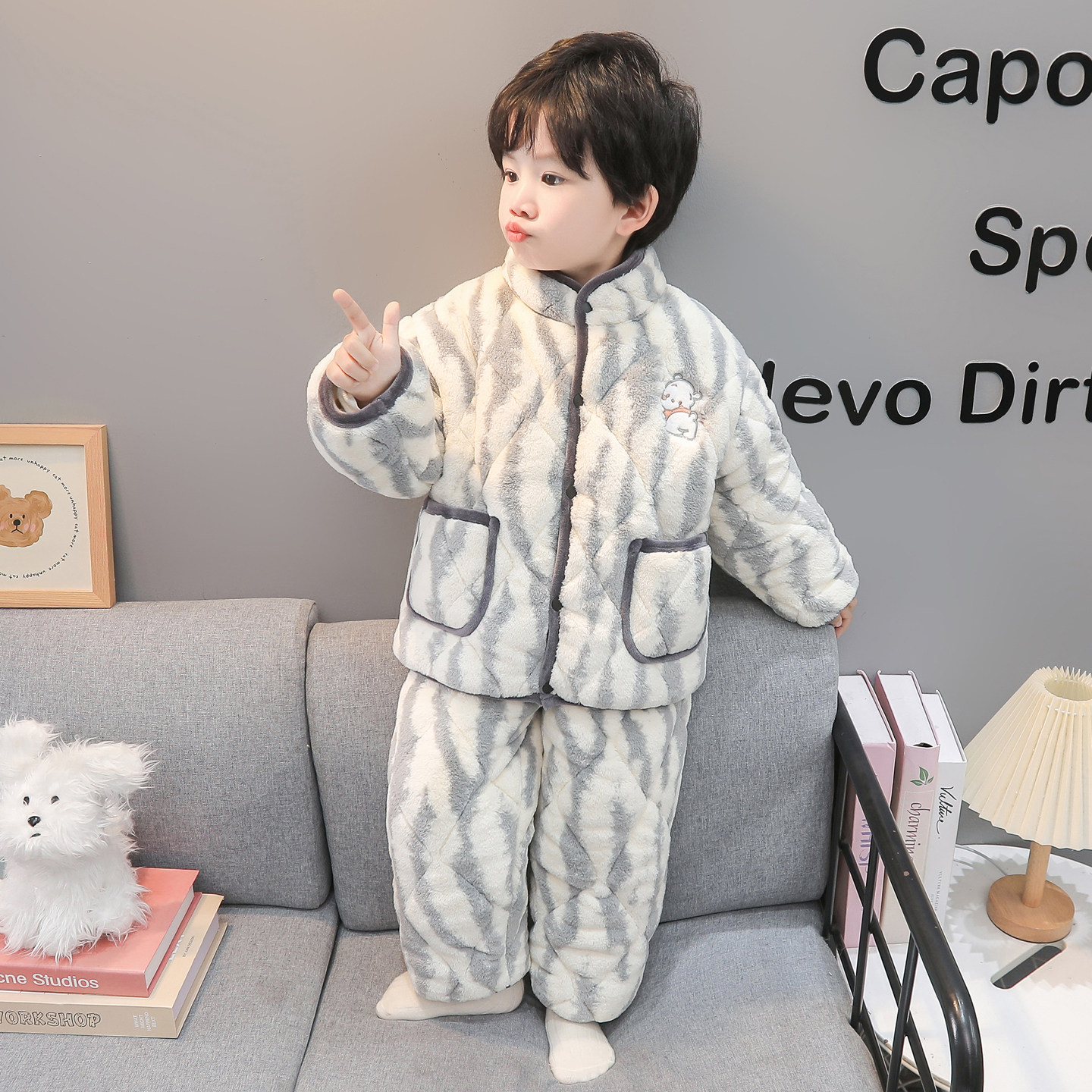 儿童睡衣男孩2025新款秋冬季三层夹棉加绒加厚冬款男童珊瑚绒套装,淘宝优惠券,粉丝福利购,淘宝优惠卷