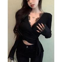 Black sexy V lead lace splicing strap to collect waist short blouses woman 23 autumn and winter style with long sleeves bottom inner lap
