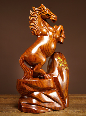 雕刻生肖马到成功家居客厅工艺品