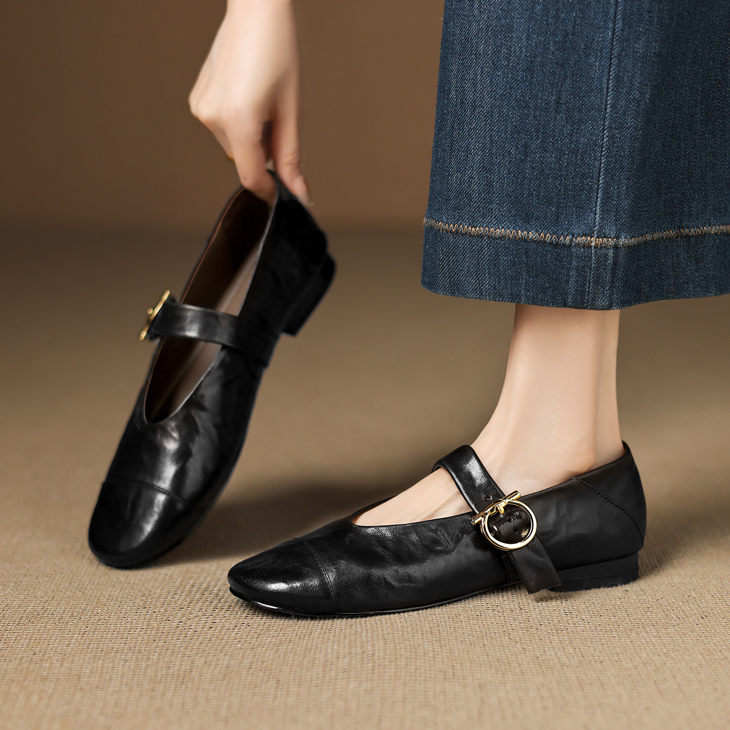 奥卡索女鞋真皮复古柔软舒适懒人气质平底休闲鞋通勤显瘦单鞋子女,淘宝优惠券,粉丝福利购,淘宝优惠卷