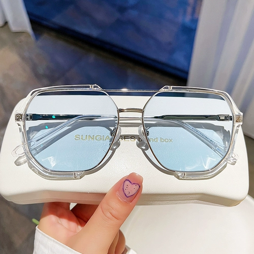 Светло -чувствительные цветовые очки.