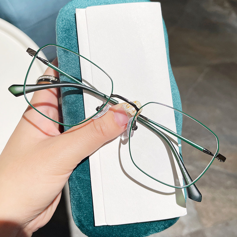 方形细框男可配度数感光变色女眼镜 潮枠防蓝光镜