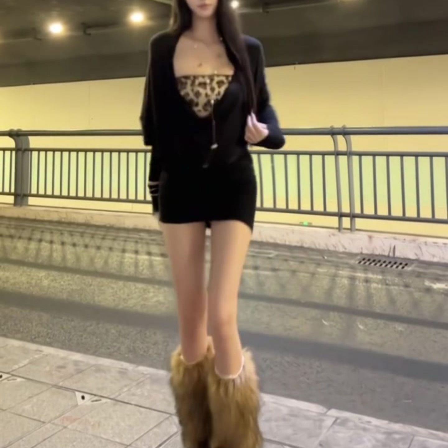 美式辣妹黑色荡领长袖连衣裙女春秋修身显瘦包臀短裙性感纯欲裙子 - 图3