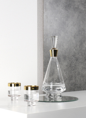 极简轻奢风玻璃吧台桌面摆件酒具
